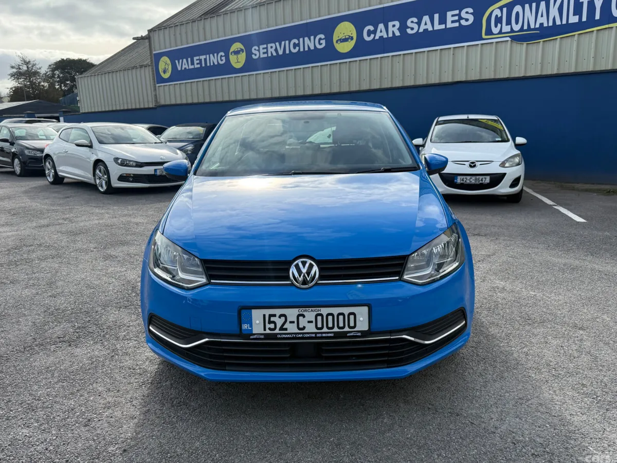 Volkswagen Polo Hatchback, Petrol, 2015, Blue
