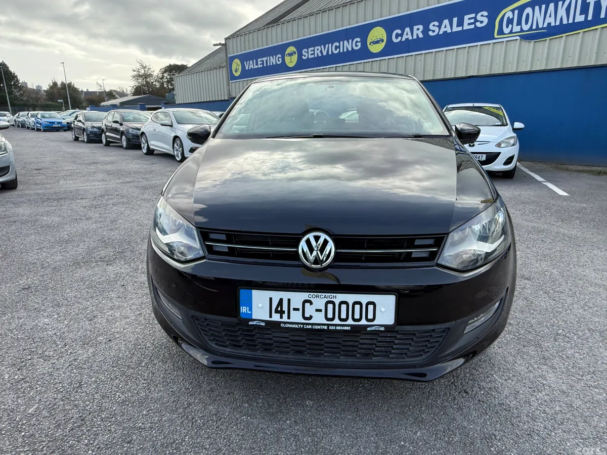 Volkswagen Polo Hatchback, Petrol, 2014, Black