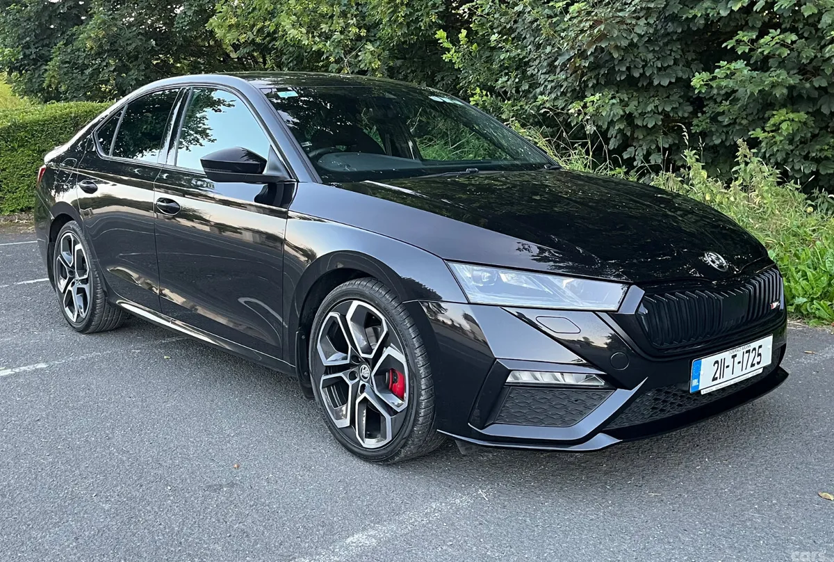 Skoda Octavia Saloon, Diesel, 2021, Black