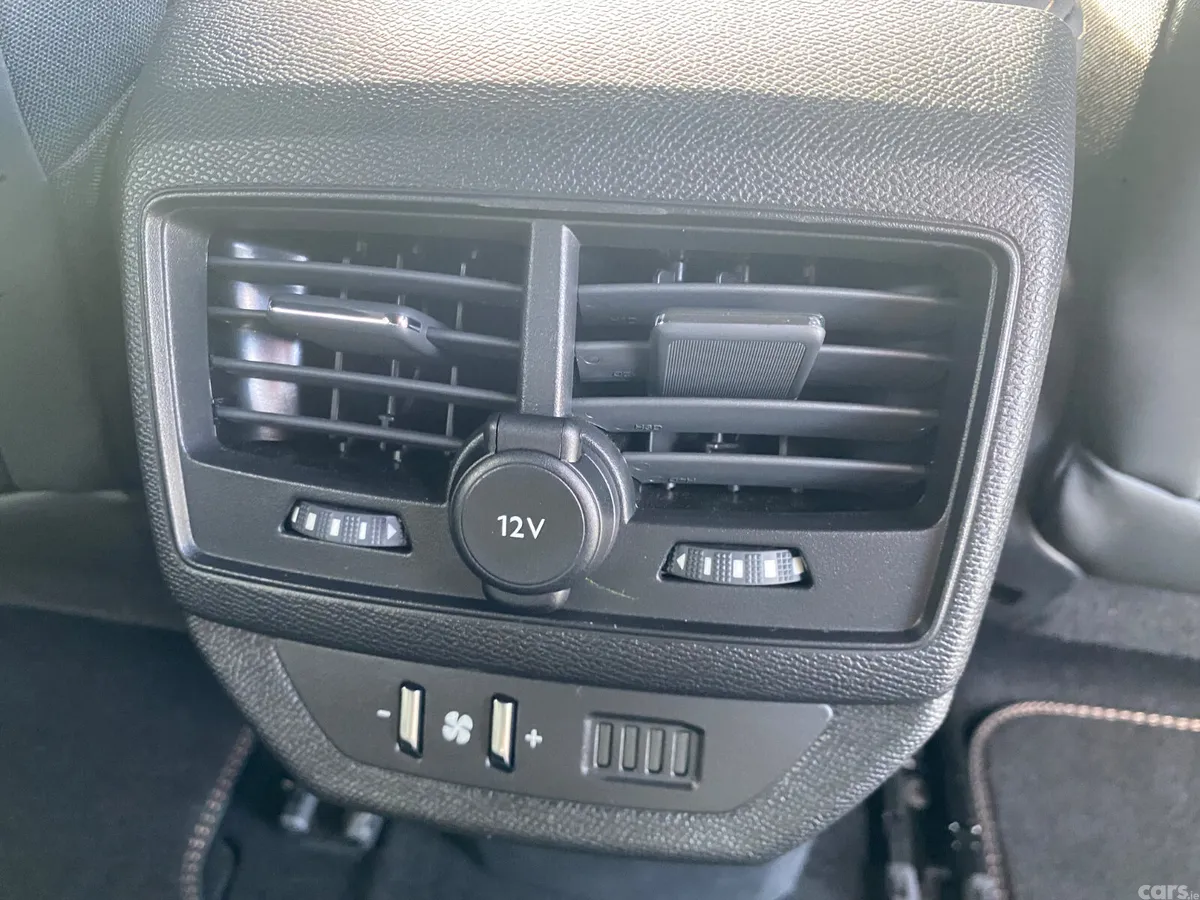 Peugeot 5008 MPV, Diesel, 2021, White