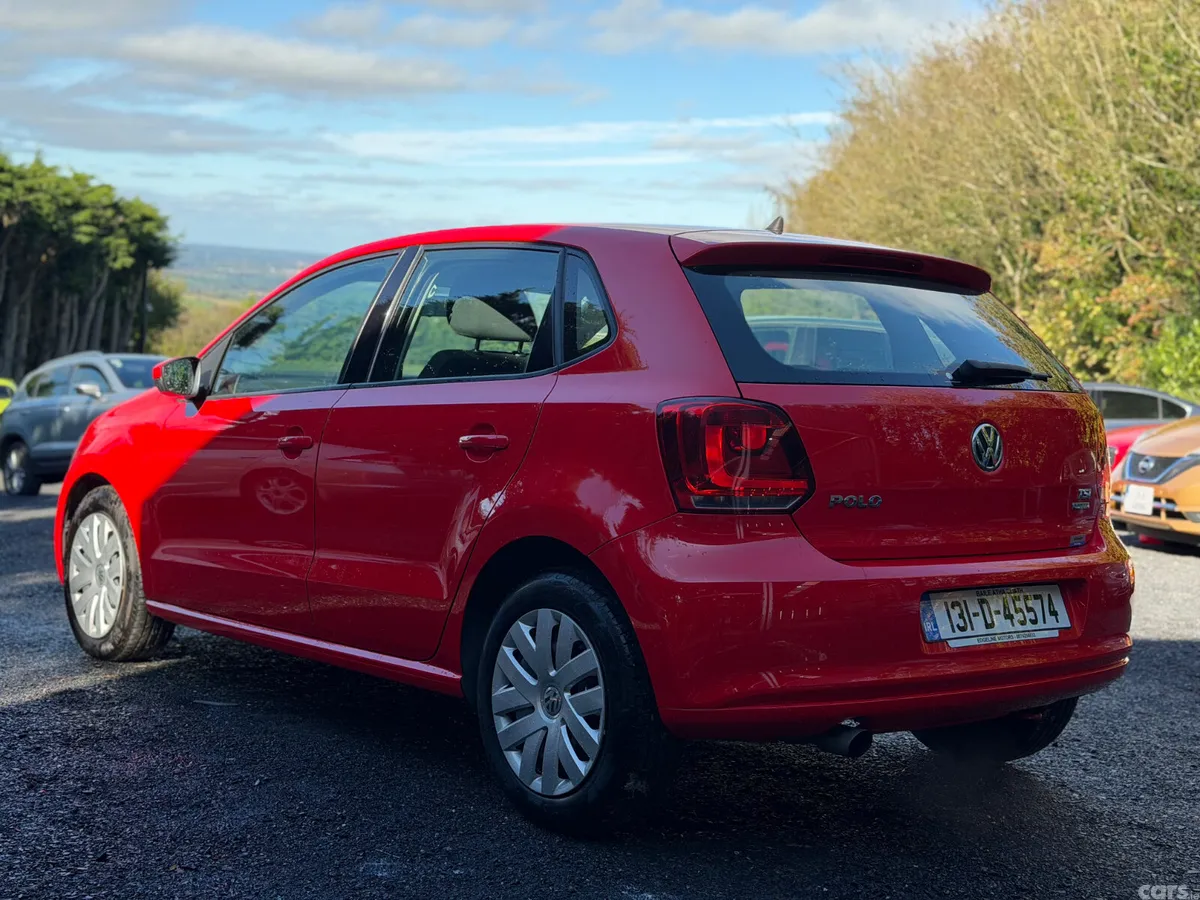 Volkswagen Polo Hatchback, Petrol, 2013, Red