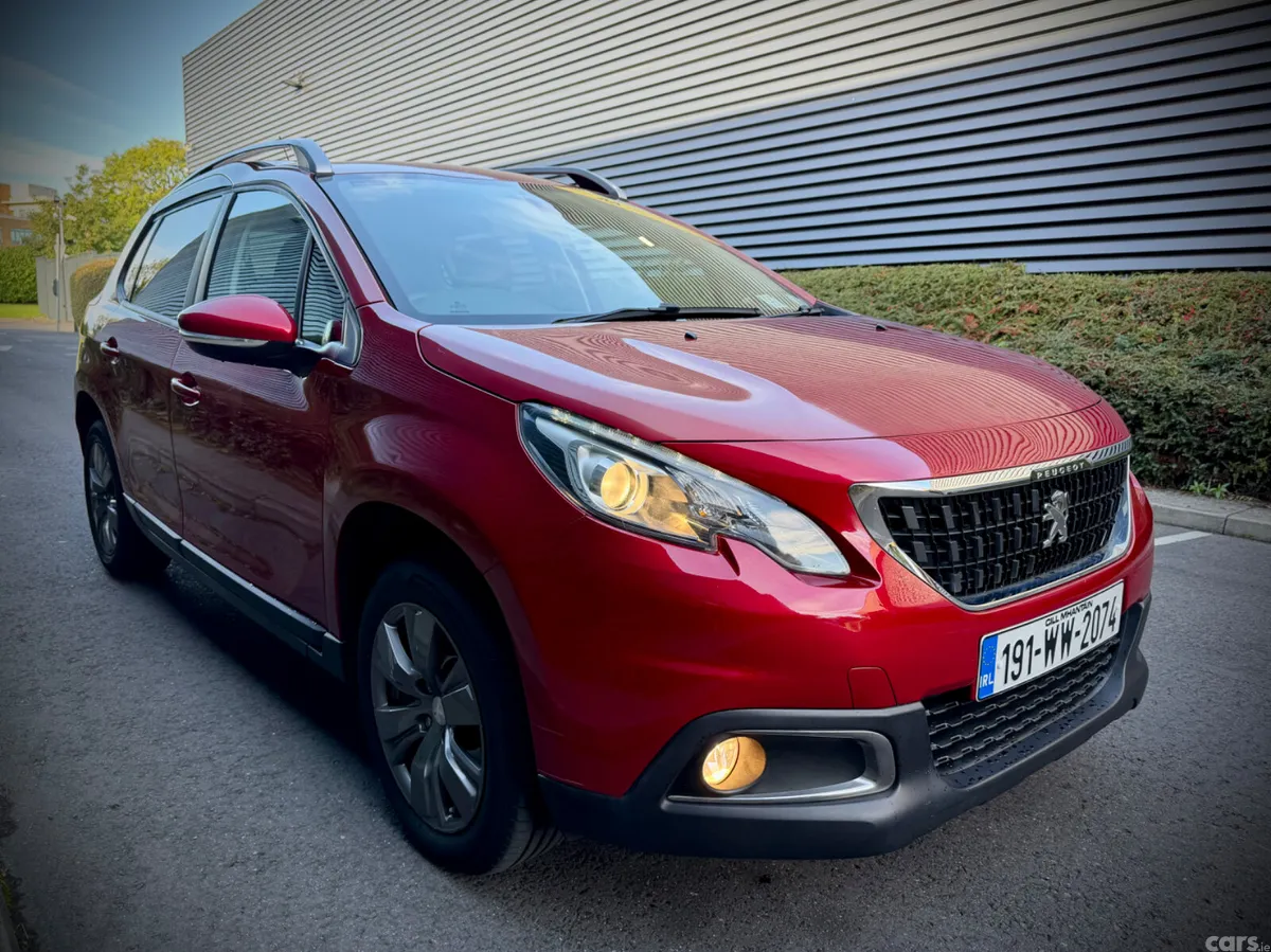 Peugeot 2008 Estate, Petrol, 2019, Red