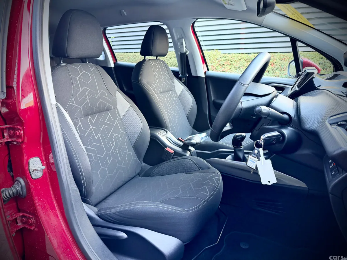 Peugeot 2008 Estate, Petrol, 2019, Red
