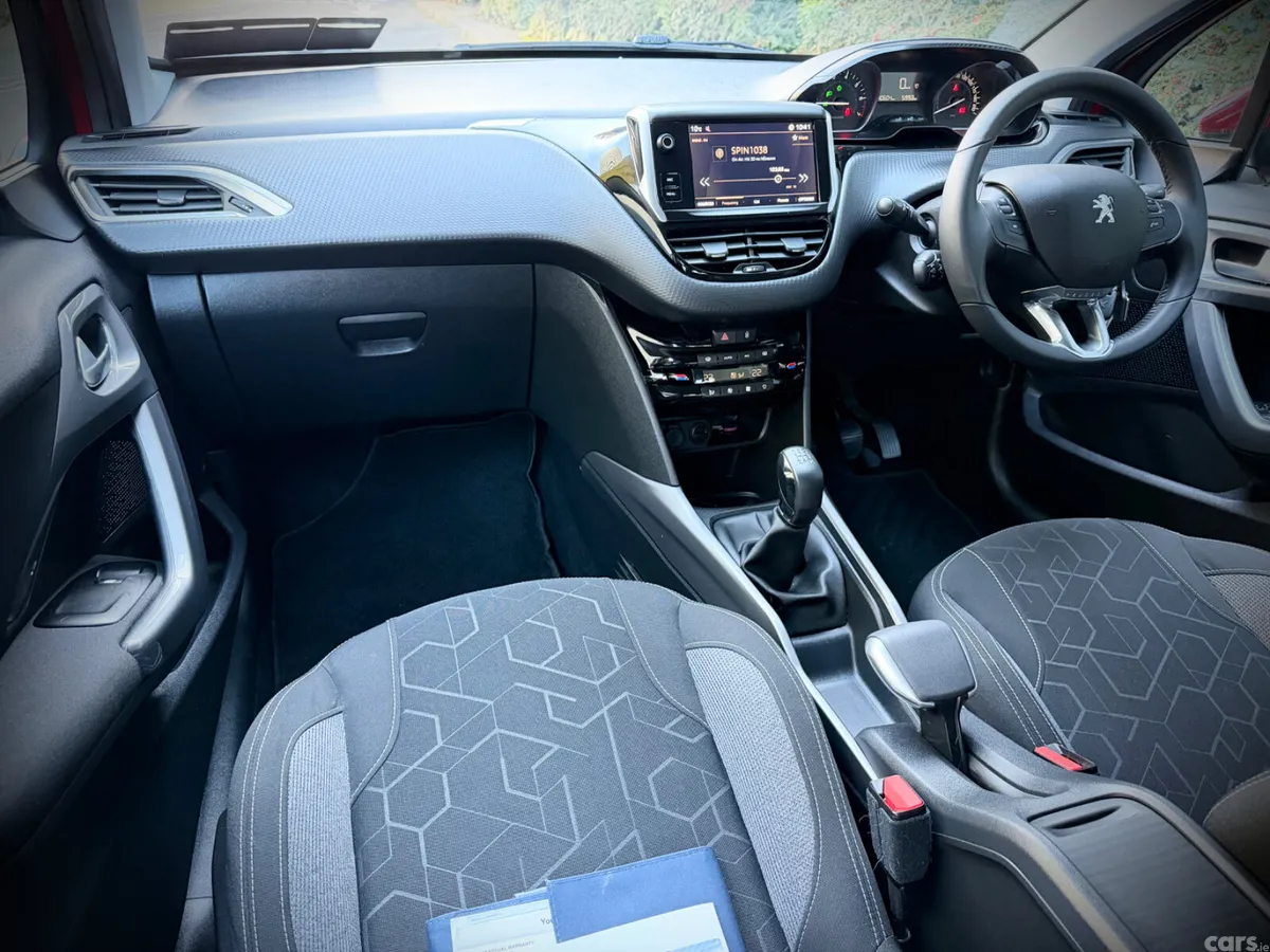 Peugeot 2008 Estate, Petrol, 2019, Red