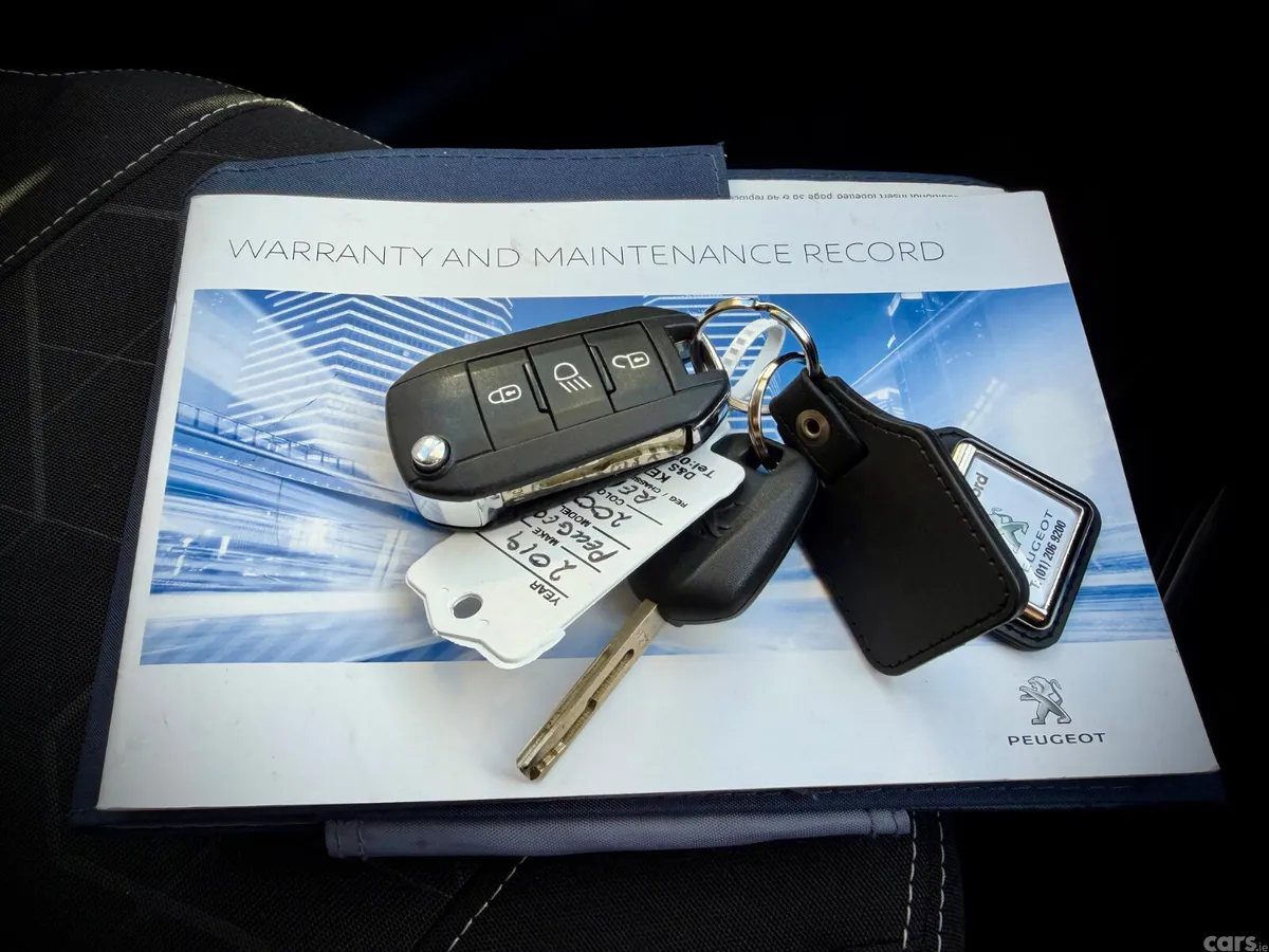Peugeot 2008 Estate, Petrol, 2019, Red