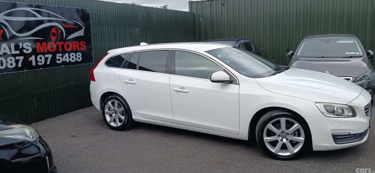 Volvo V60 Estate, Diesel, 2016, White