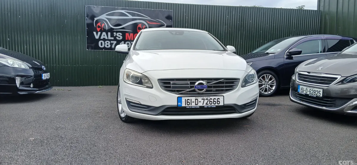 Volvo V60 Estate, Diesel, 2016, White