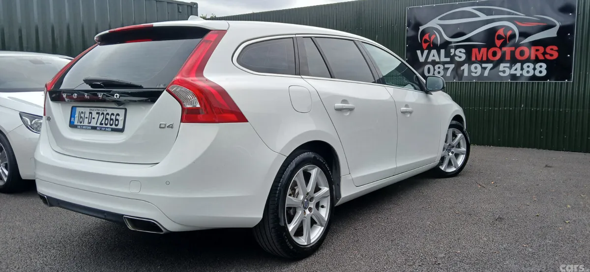 Volvo V60 Estate, Diesel, 2016, White