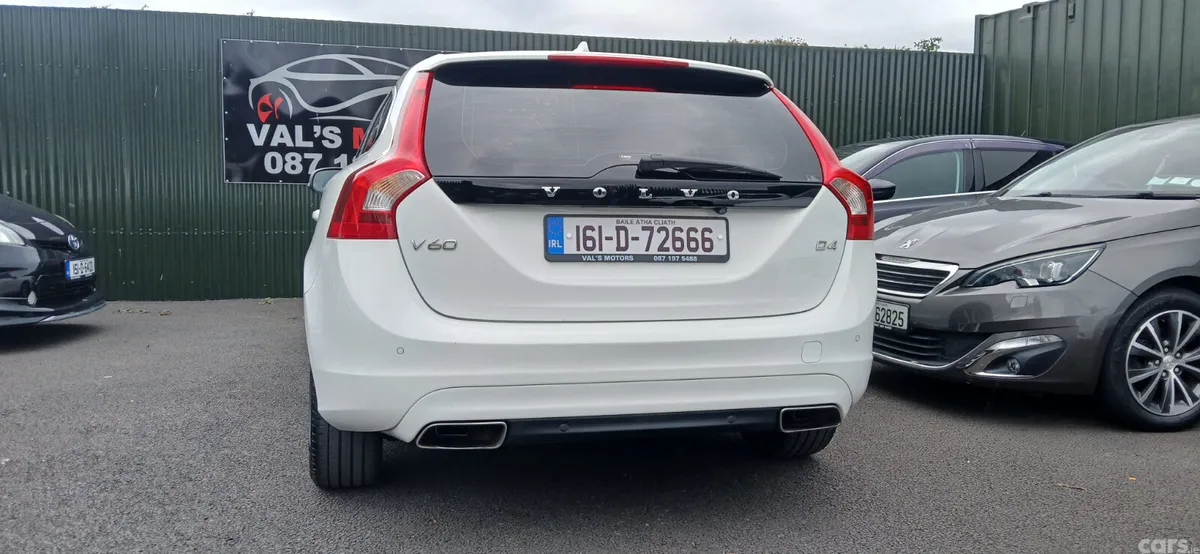 Volvo V60 Estate, Diesel, 2016, White
