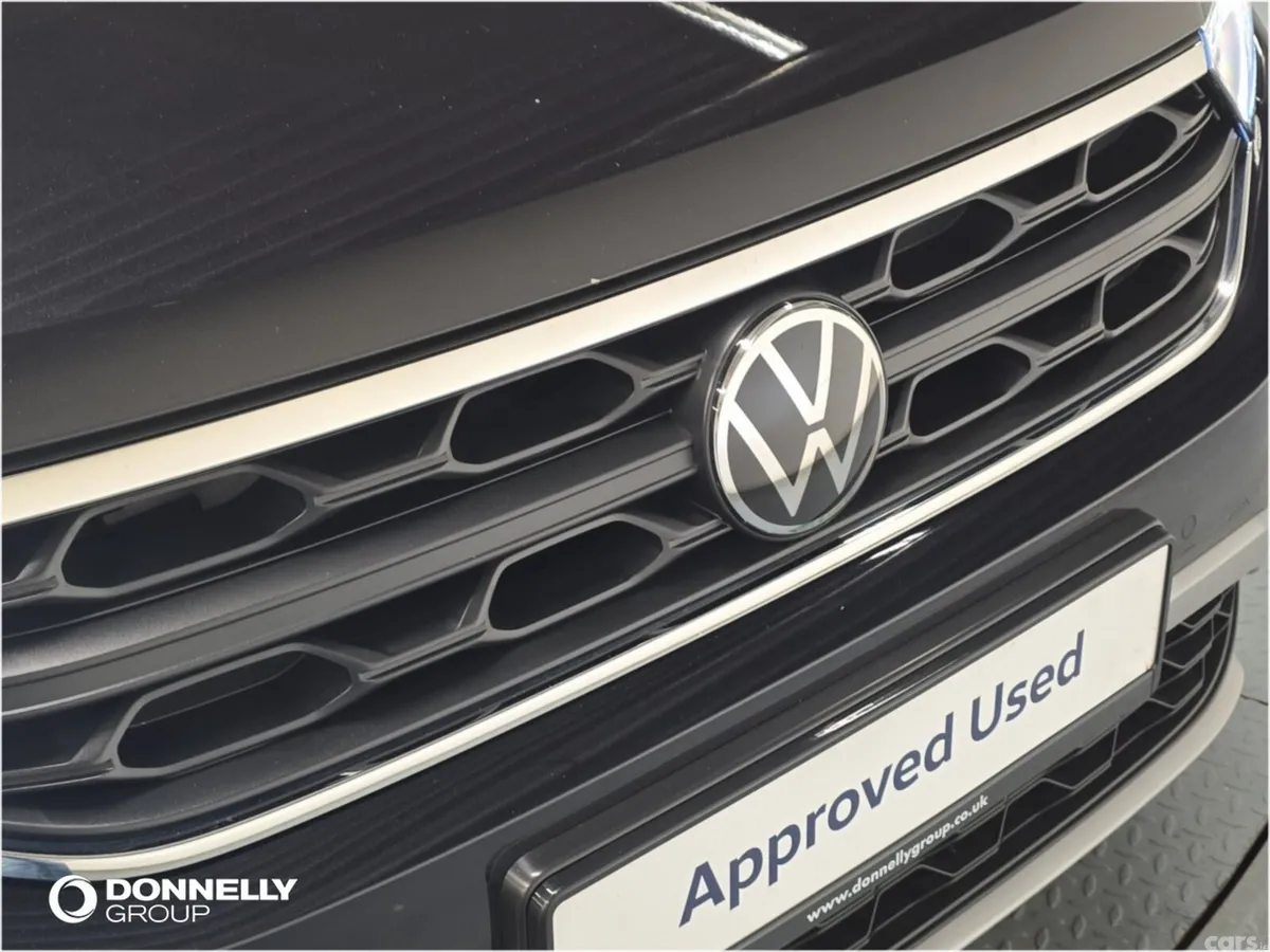 Volkswagen T-Roc Hatchback, Petrol, 2023, Black