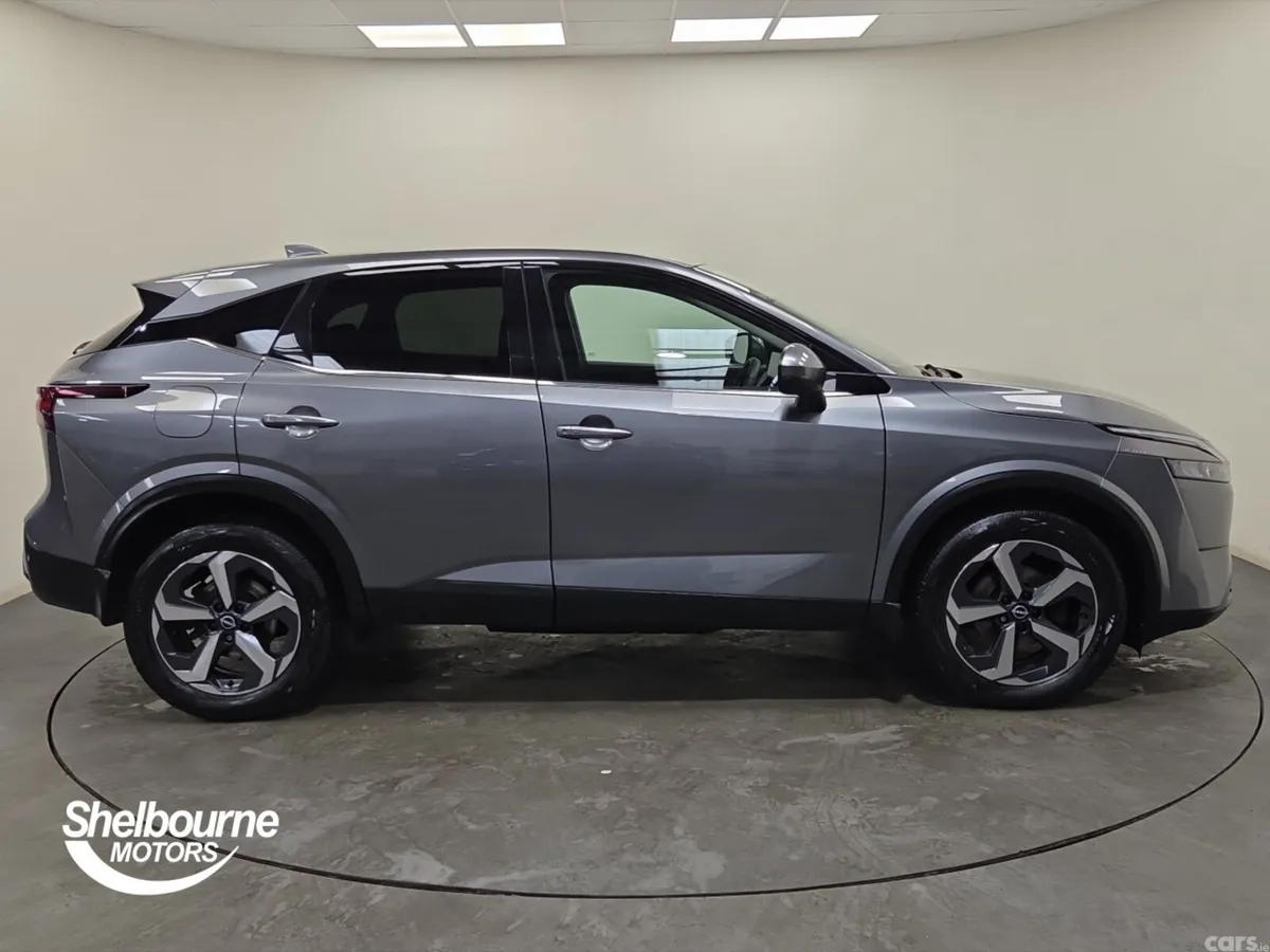 Nissan Qashqai Hatchback, Petrol, 2023, Grey