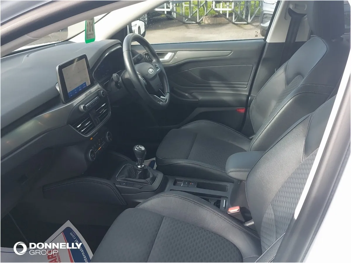 Ford Focus Hatchback, Diesel, 2021, White