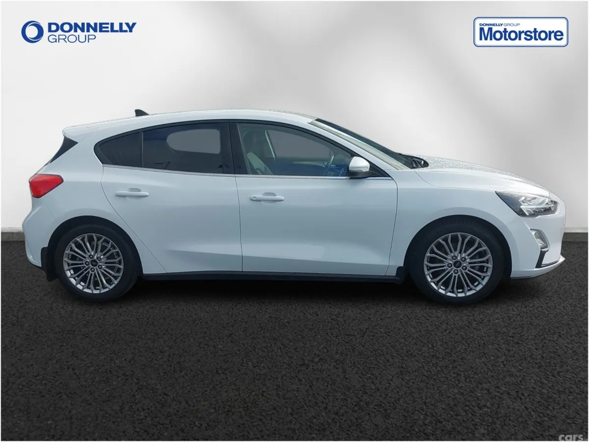 Ford Focus Hatchback, Diesel, 2021, White