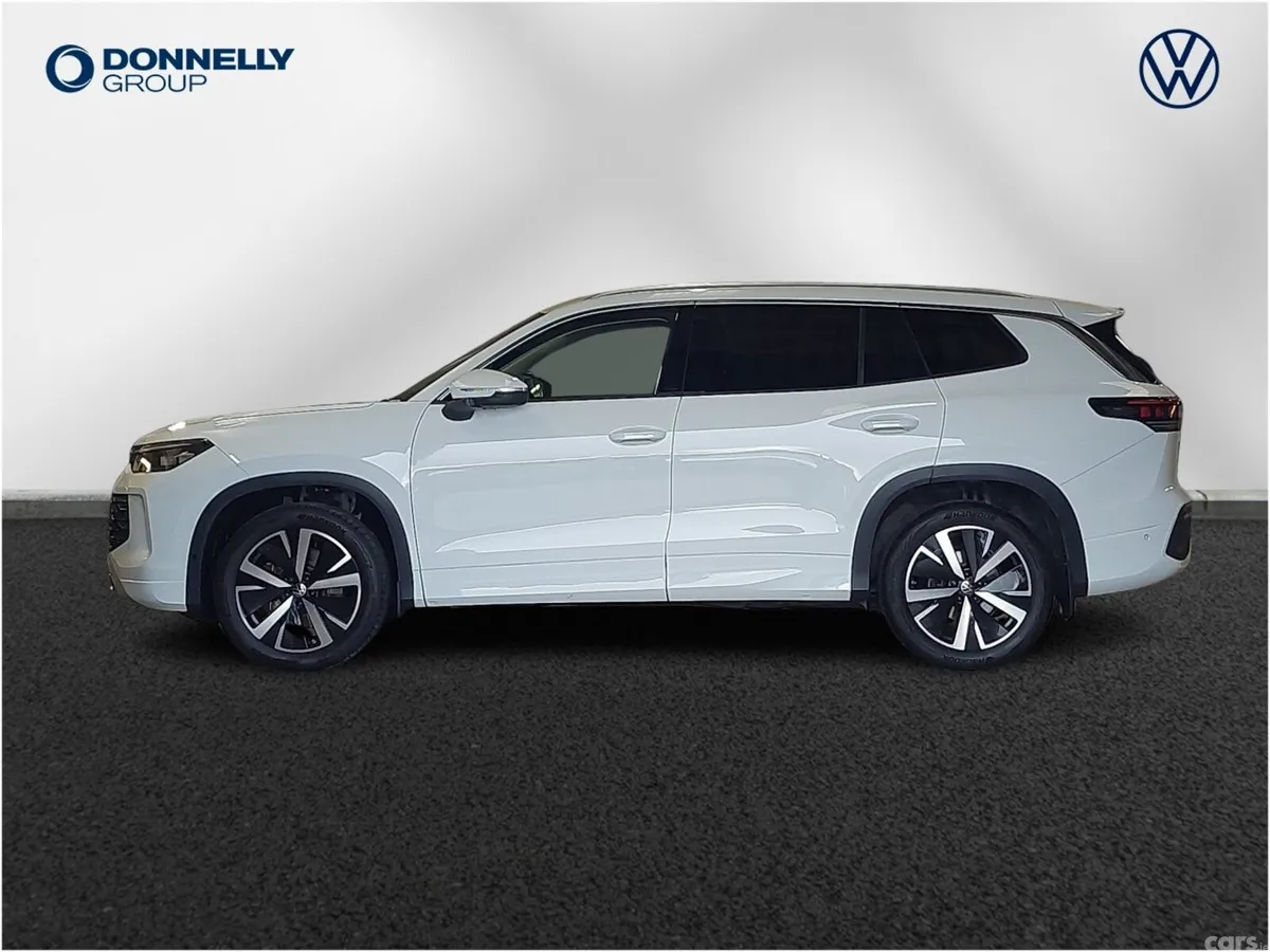 Volkswagen Tayron Estate, Petrol, 2025, White
