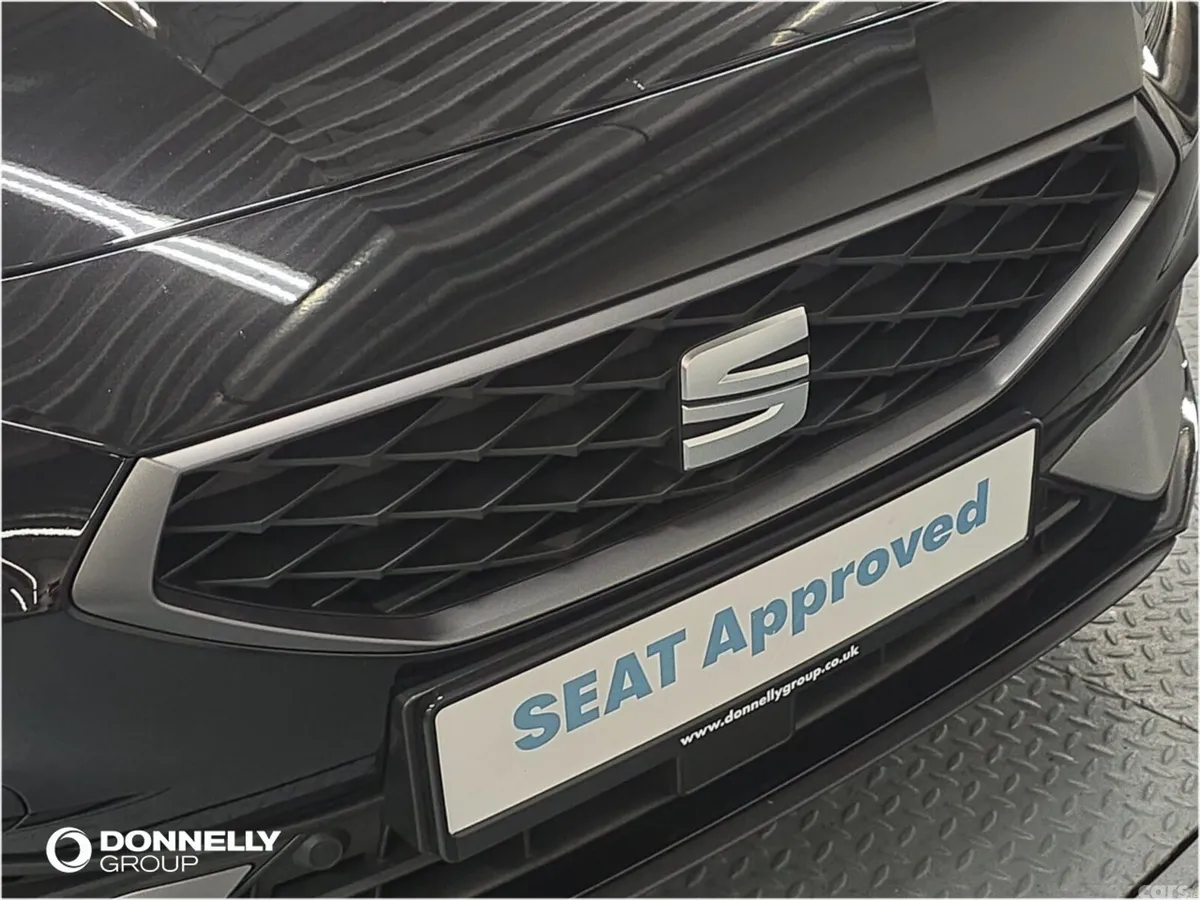 SEAT Leon Hatchback, Petrol, 2026, Black