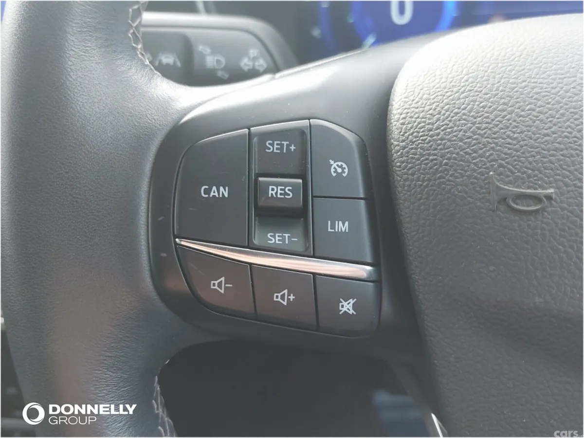 Ford Focus Hatchback, Diesel, 2021, White