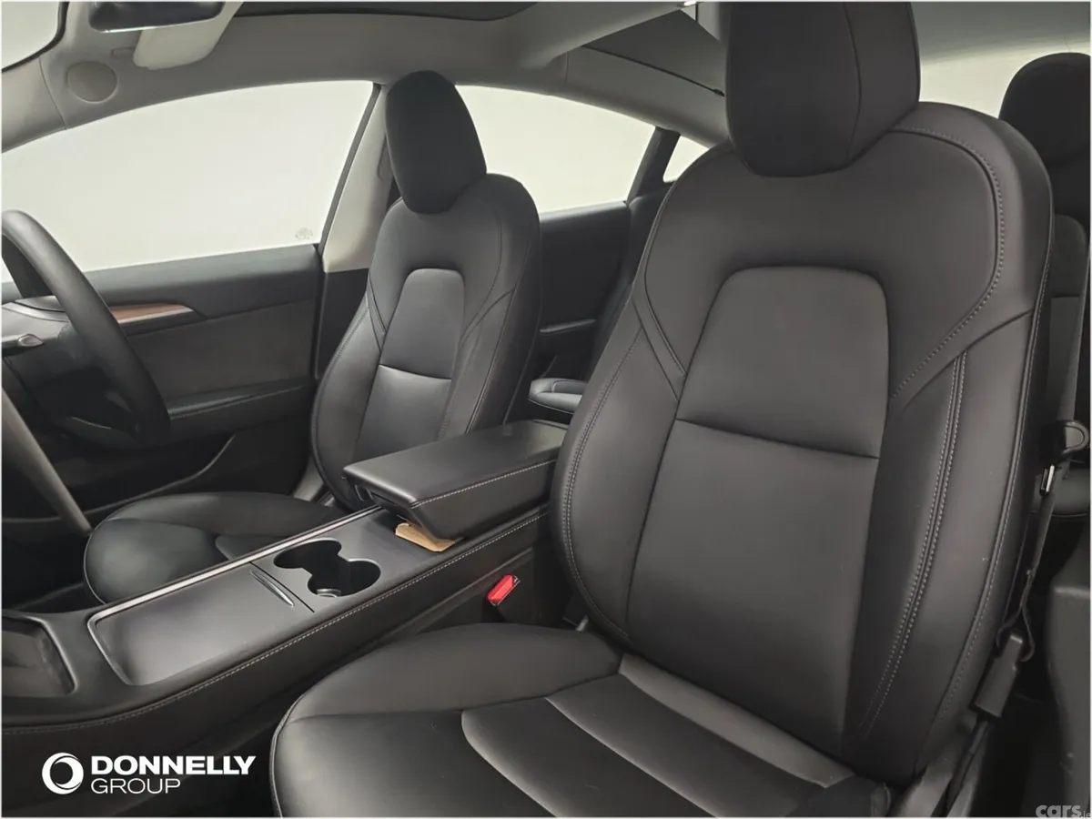 Tesla Model 3 Saloon, Electric, 2023, White
