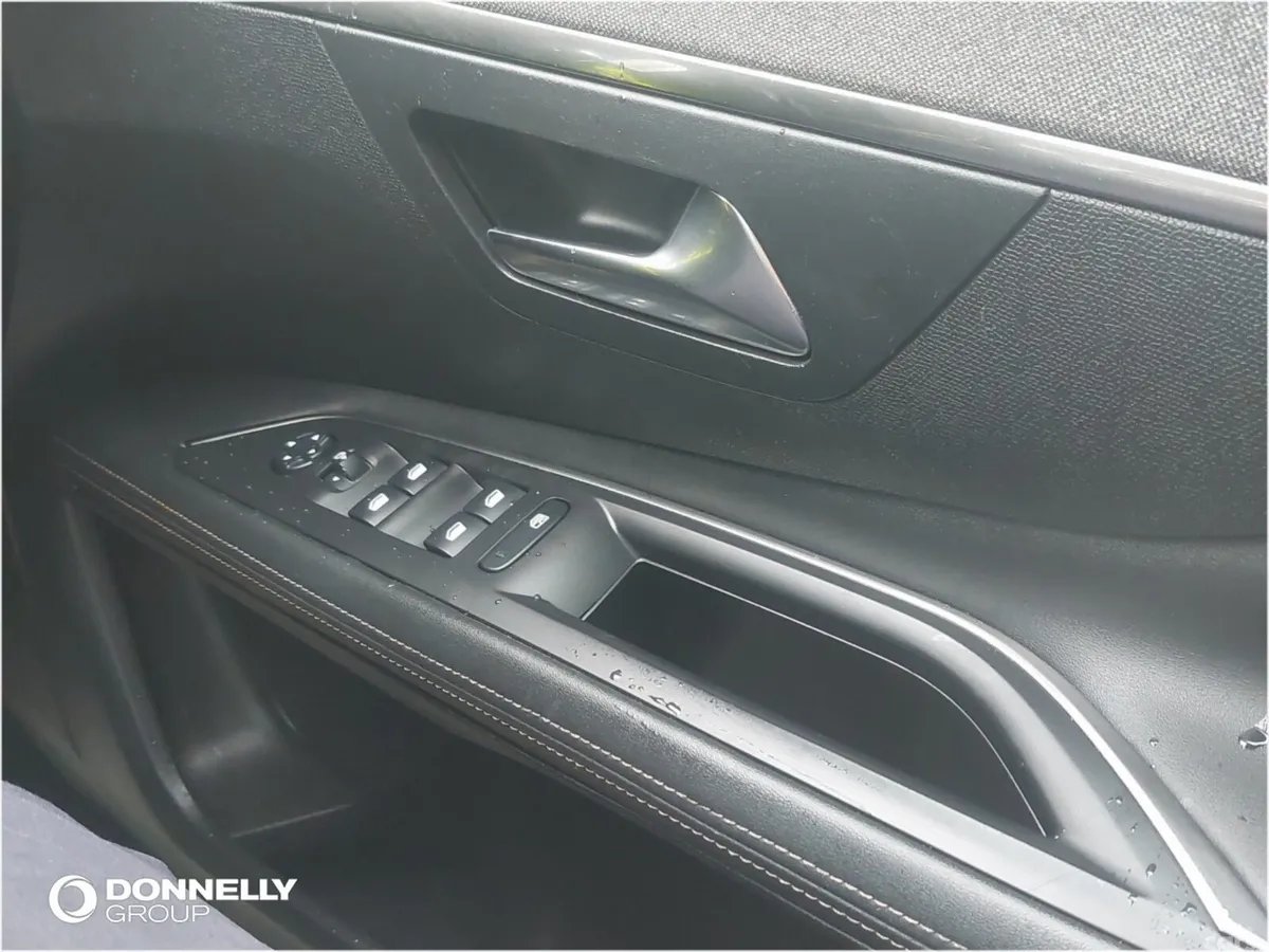 Peugeot 3008 Estate, Diesel, 2020, Black