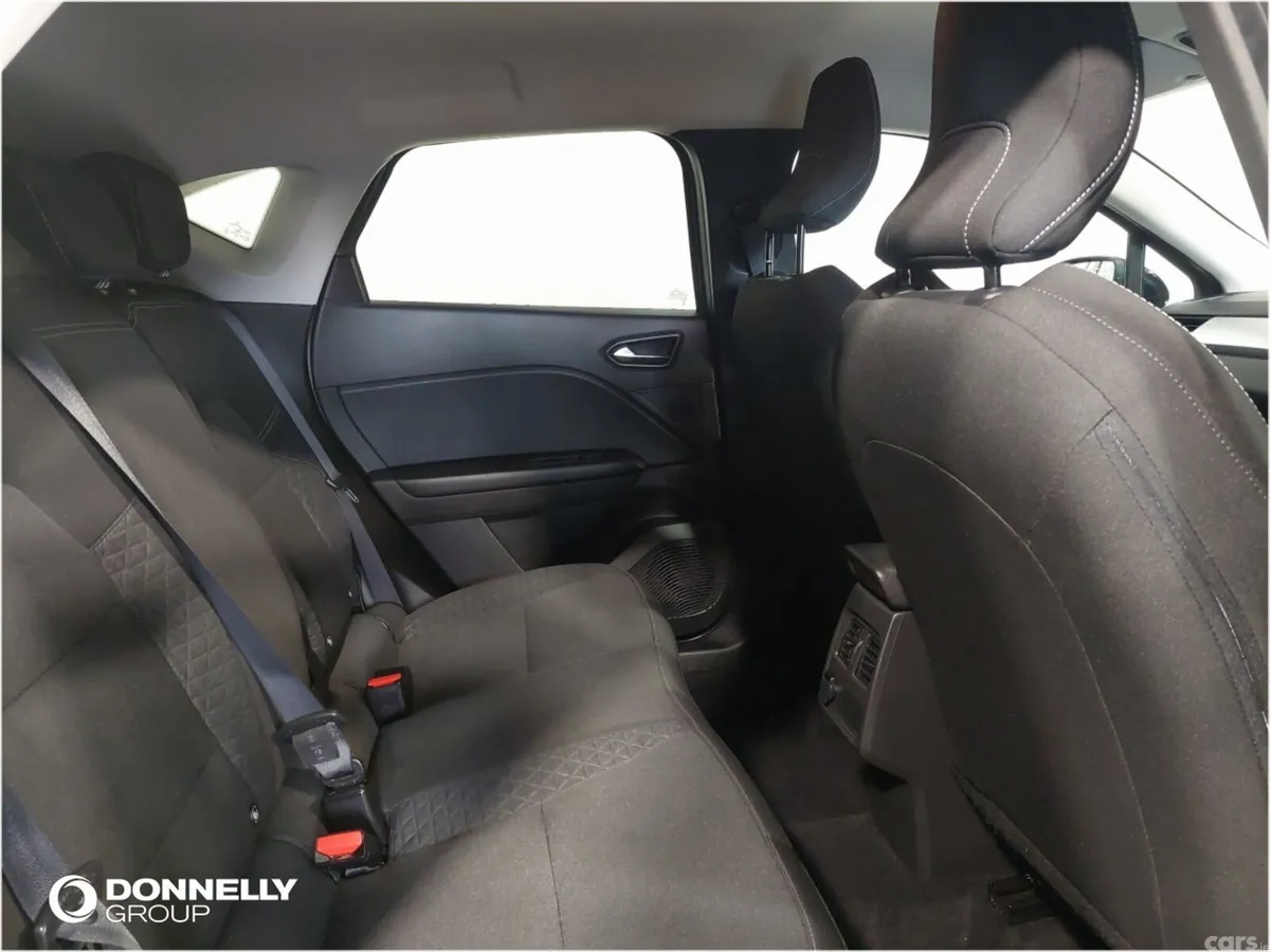 Renault Captur Hatchback, Petrol, 2024, Grey
