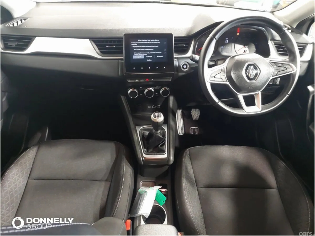 Renault Captur Hatchback, Petrol, 2024, Grey