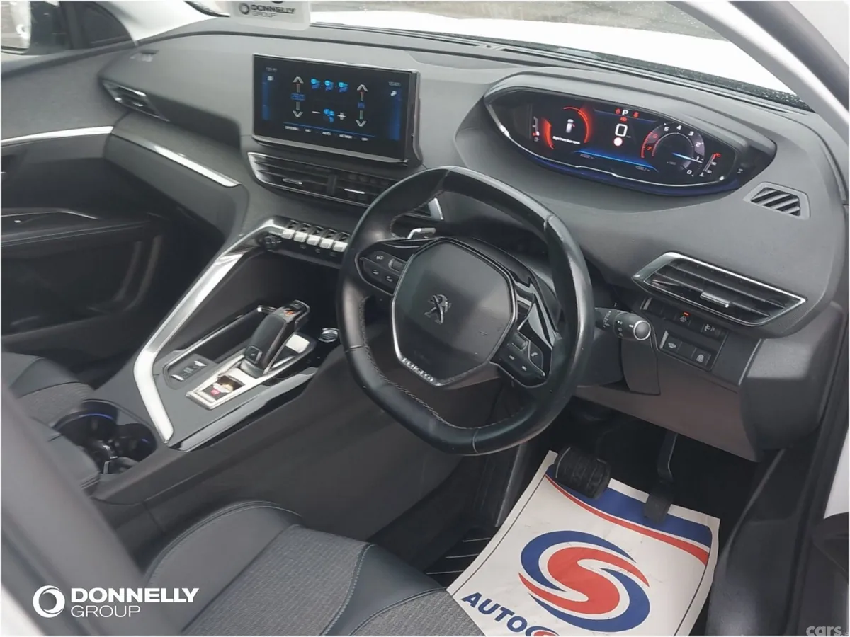 Peugeot 3008 Estate, Petrol, 2021, White