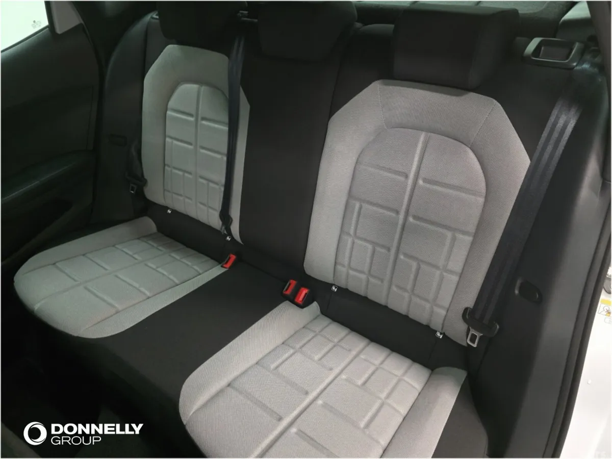 SEAT Arona Hatchback, Petrol, 2026, White