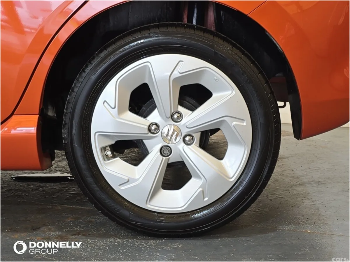 Suzuki Swift Hatchback, Petrol, 2025, Orange