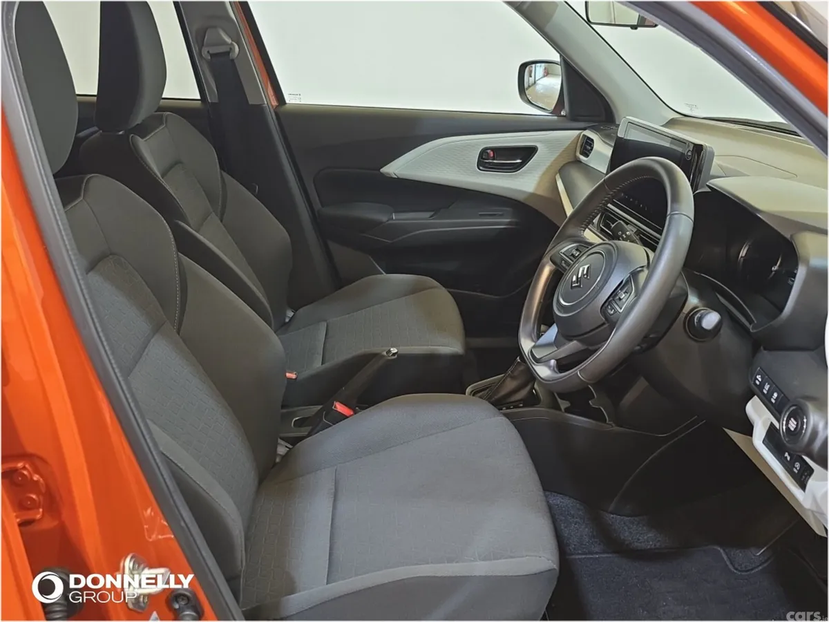 Suzuki Swift Hatchback, Petrol, 2025, Orange