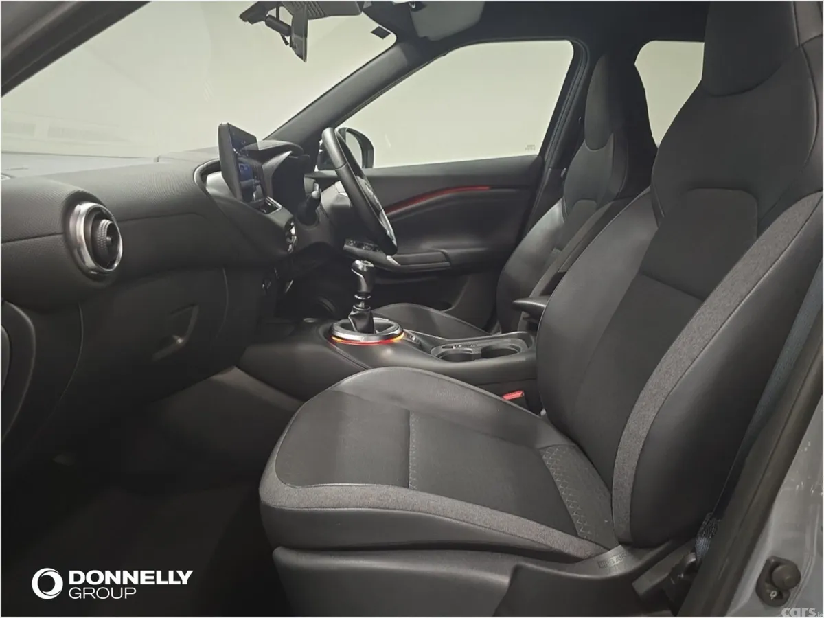 Nissan Juke Hatchback, Petrol, 2024, Grey