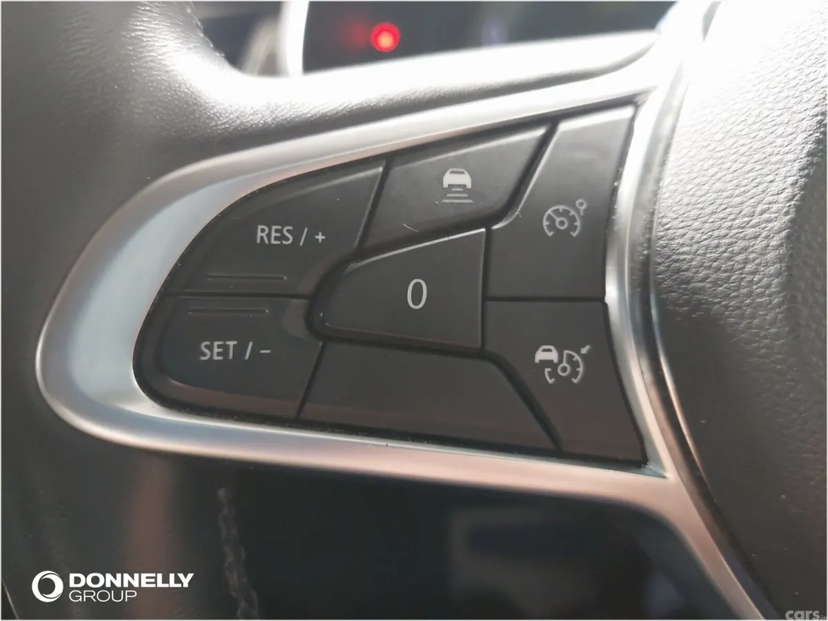 Renault Arkana Estate, Petrol Hybrid, 2022, Red