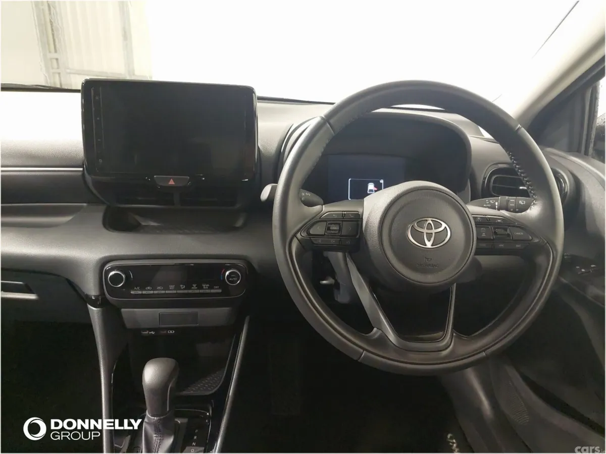 Toyota Yaris Hatchback, Petrol Hybrid, 2026, White