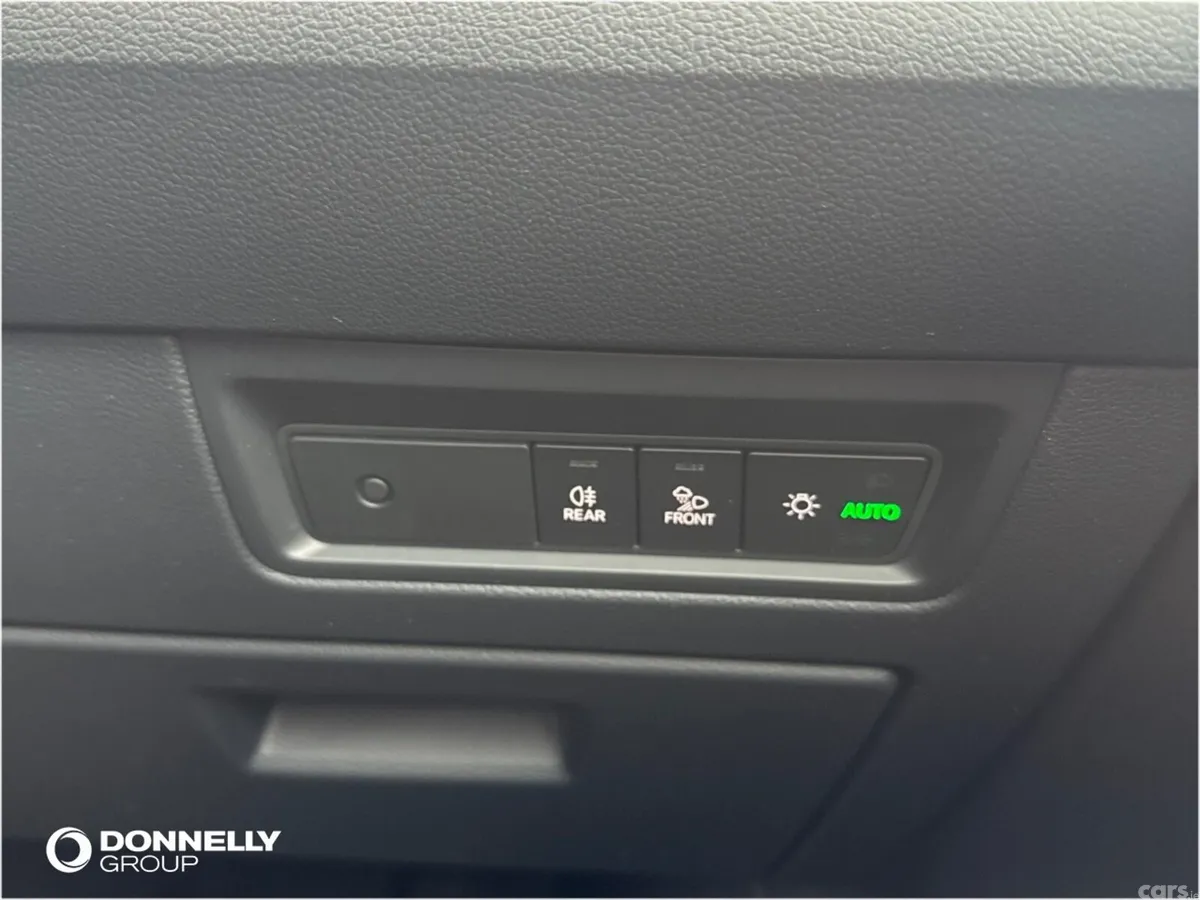 Volkswagen Touareg , Diesel, 2023, White
