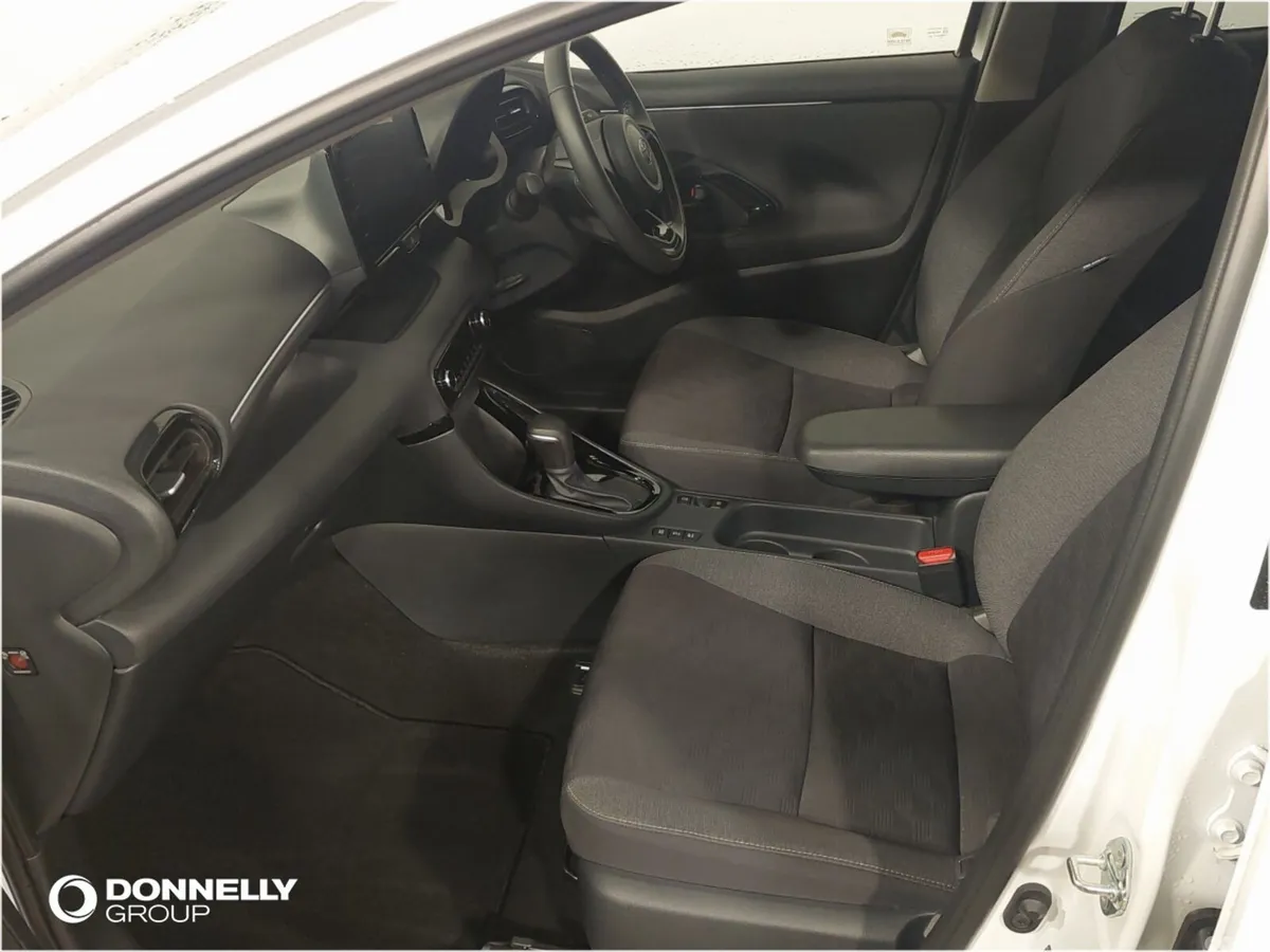 Toyota Yaris Hatchback, Petrol Hybrid, 2026, White