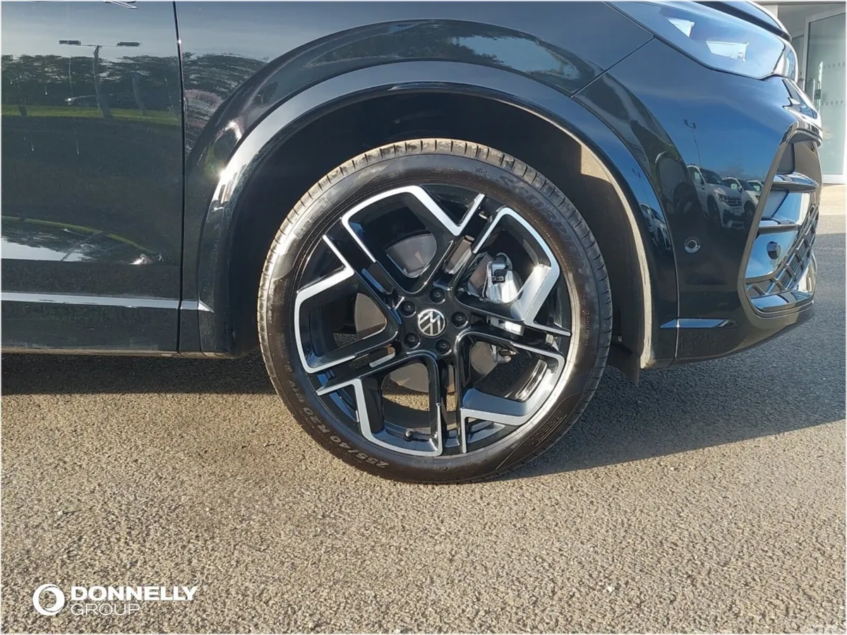 Volkswagen Tiguan Estate, Petrol Hybrid, 2026, Black
