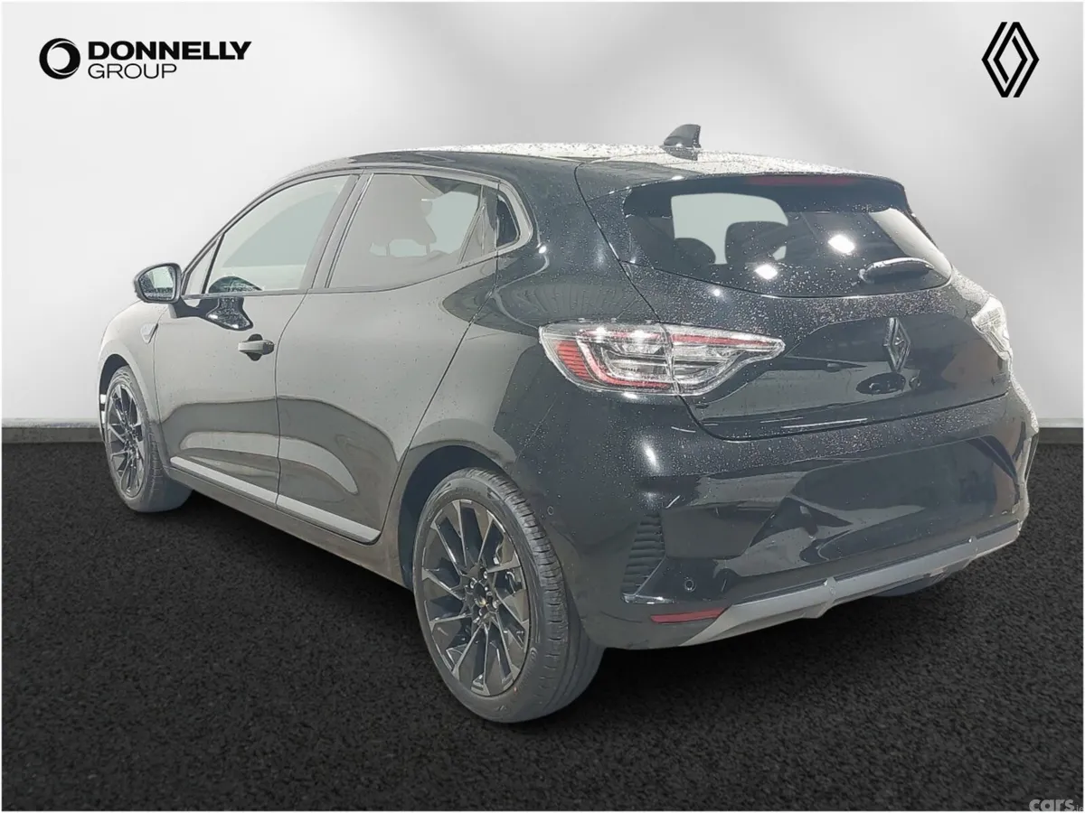 Renault Clio Hatchback, 2026, 
