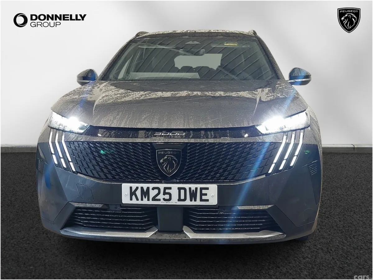 Peugeot 5008 SUV, Petrol, 2025, Grey
