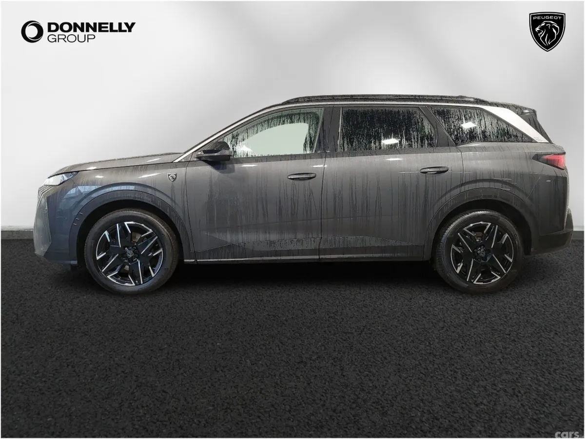 Peugeot 5008 SUV, Petrol, 2025, Grey