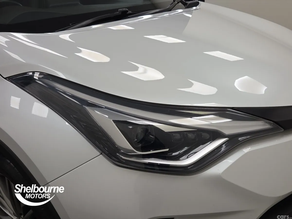 Toyota C-HR Hatchback, Petrol Hybrid, 2023, White