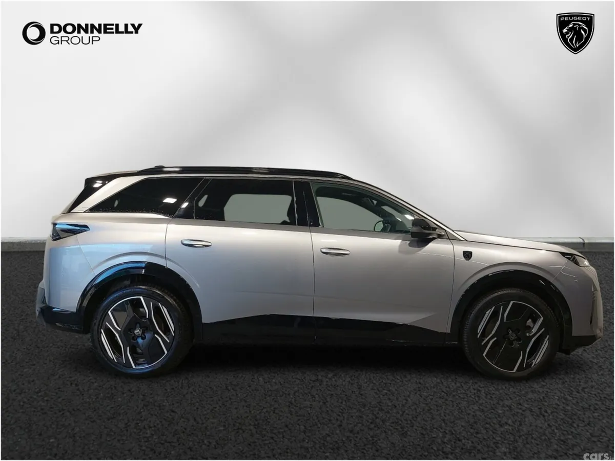 Peugeot 5008 SUV, Electric, 2025, Grey