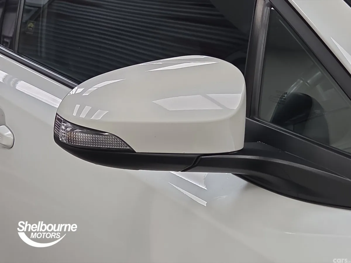 Toyota C-HR Hatchback, Petrol Hybrid, 2023, White