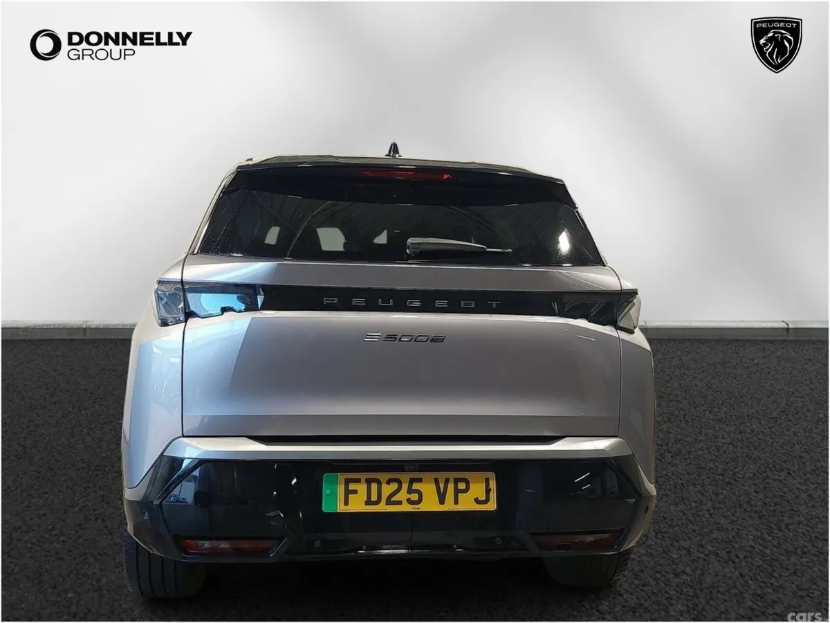 Peugeot 5008 SUV, Electric, 2025, Grey