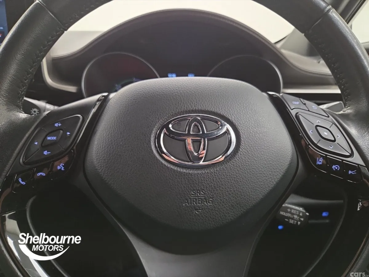 Toyota C-HR Hatchback, Petrol Hybrid, 2023, White