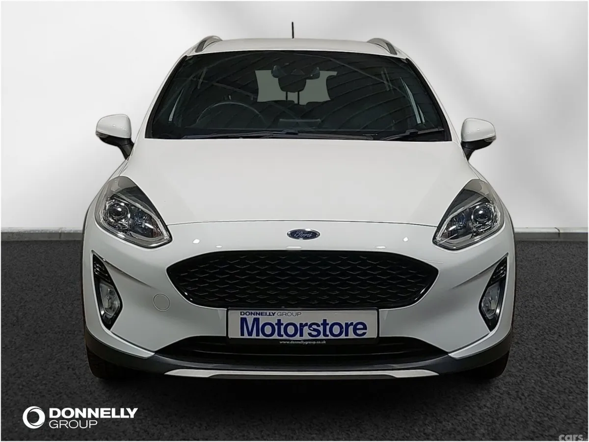 Ford Fiesta Hatchback, Petrol, 2020, White
