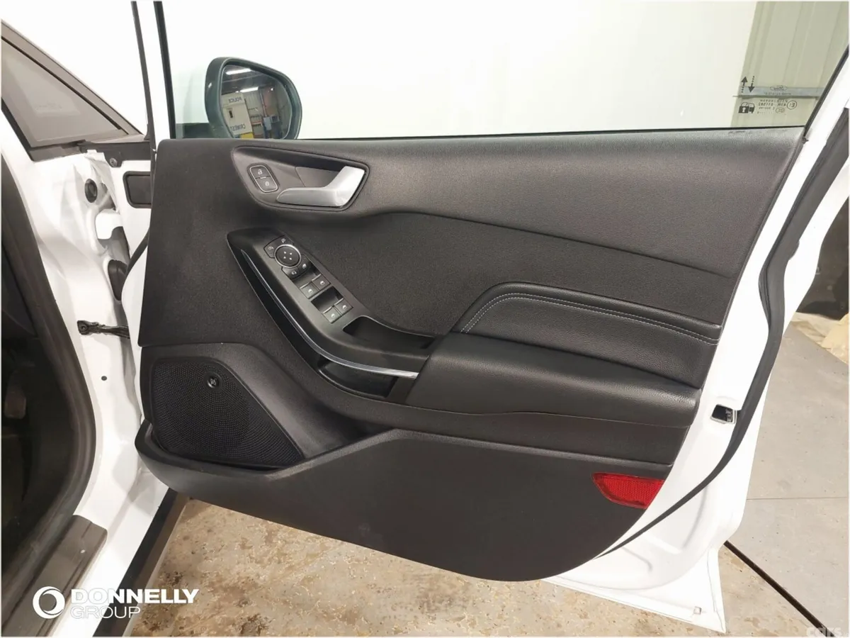 Ford Fiesta Hatchback, Petrol, 2020, White
