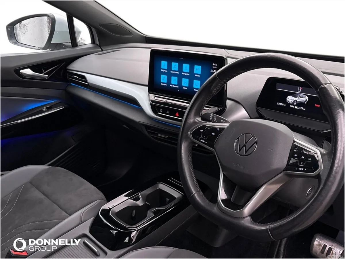 Volkswagen ID.4 Estate, Electric, 2022, White