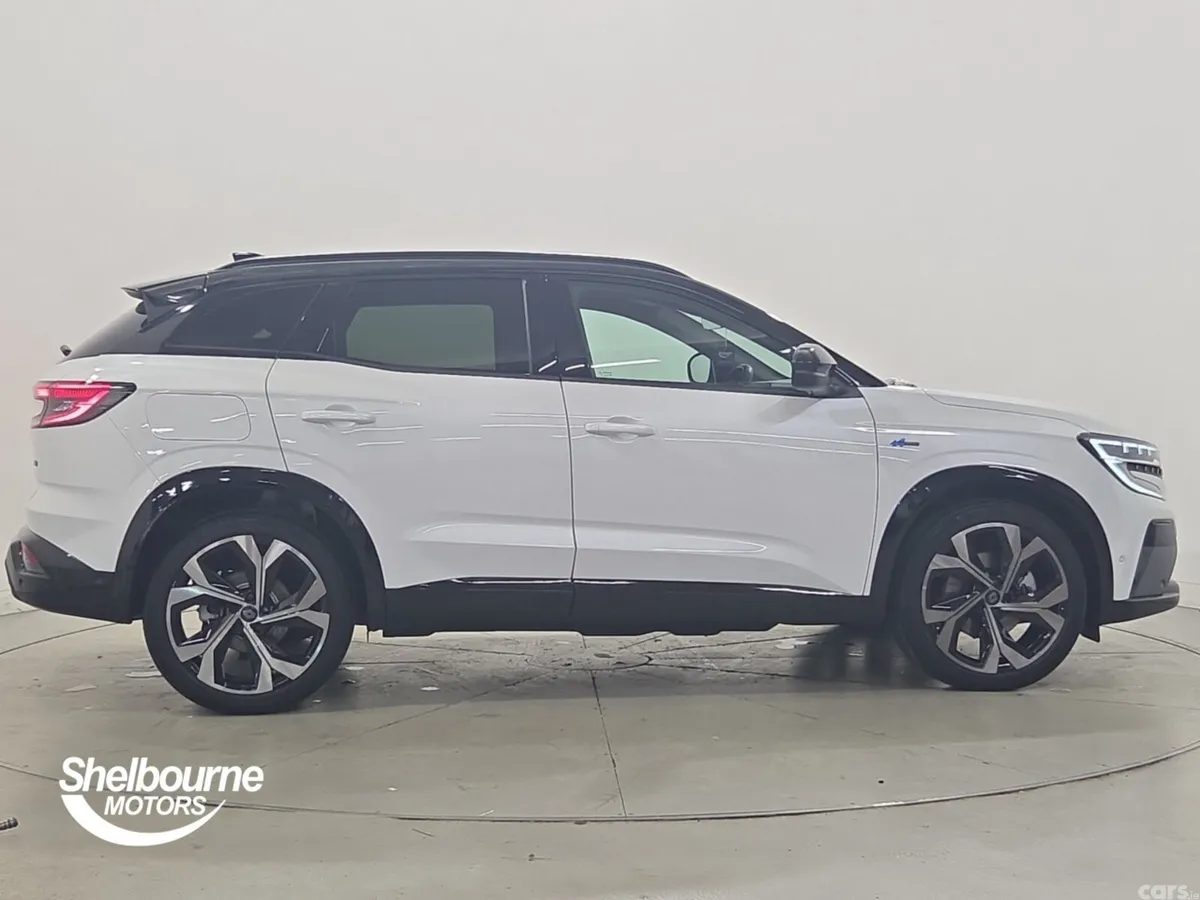 Renault Austral Estate, Petrol Hybrid, 2023, White