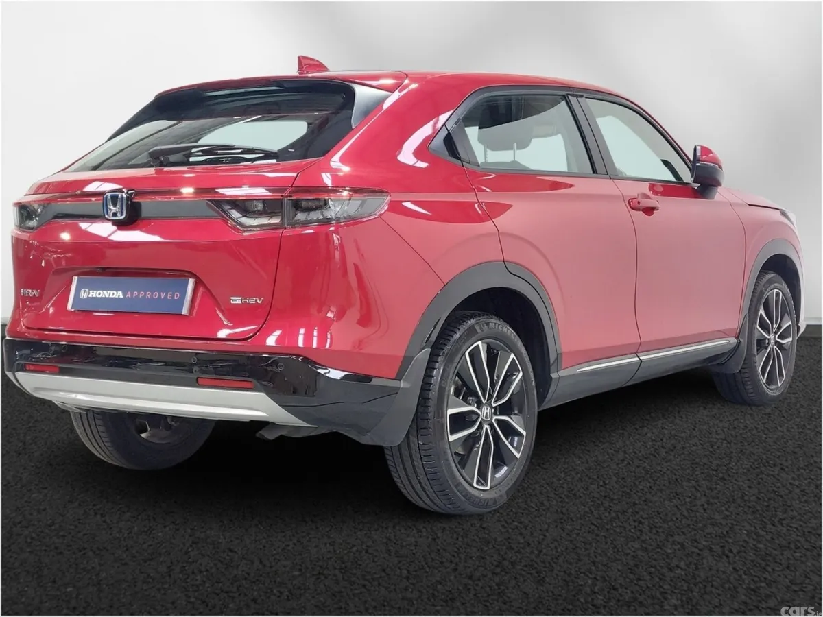 Honda HR-V Hatchback, Petrol Hybrid, 2023, Red