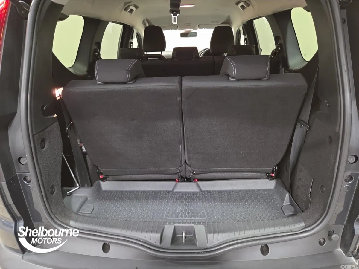 Dacia Jogger MPV, Petrol, 2023, Grey