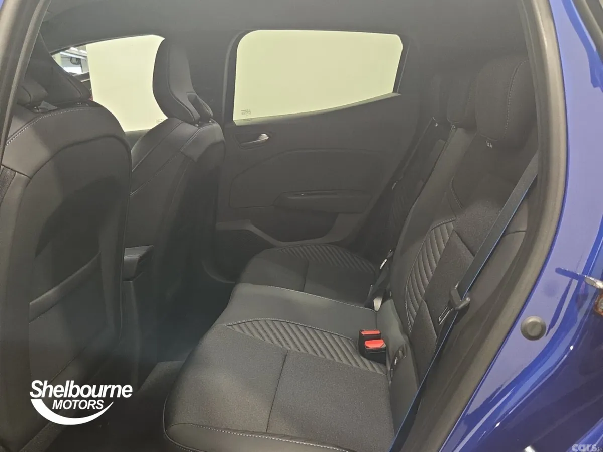Renault Clio Hatchback, 2026, 