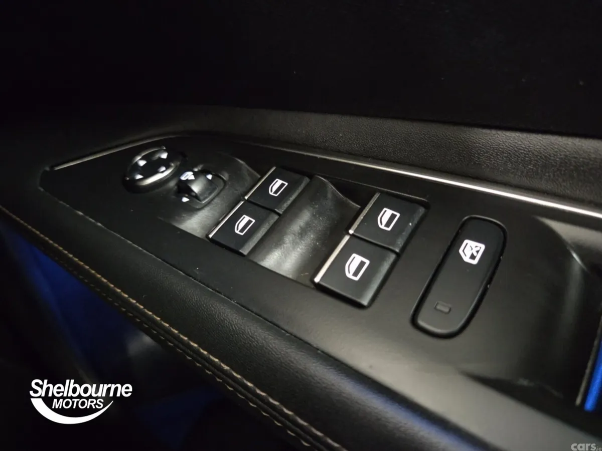 Peugeot 3008 Estate, Diesel, 2021, Black